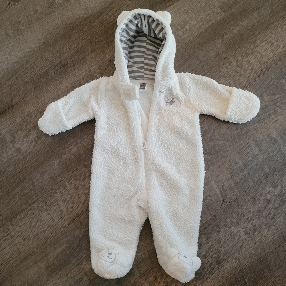 Carter's baby winter white bodysuit NB